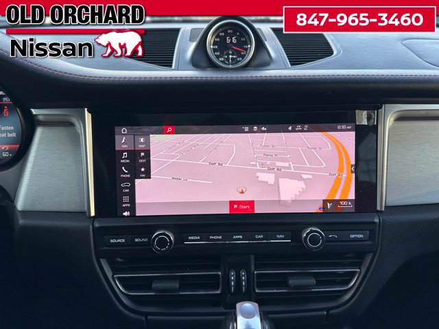 Used 2020 Porsche Macan Turbo AWD/4WD image 17