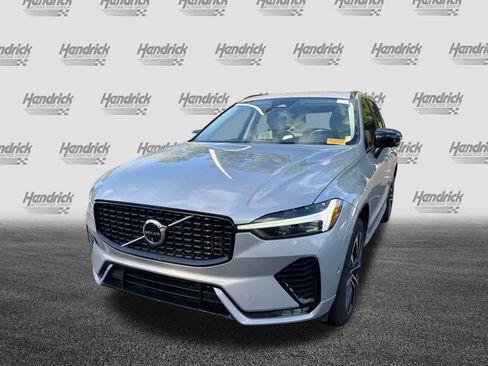 Used 2024 Volvo XC60 B5 Plus w/ Protection Package Premier AWD/4WD image 5