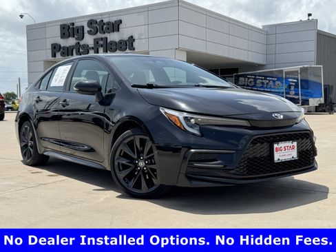 Used 2025 Toyota Corolla SE FWD image 2