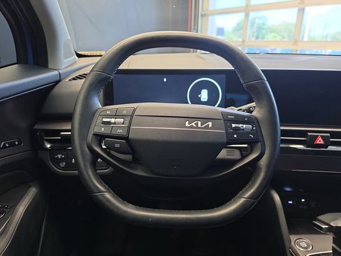 Certified 2026 Kia Sportage SX FWD image 21