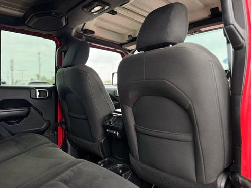Used 2018 Jeep Wrangler Unlimited Sport S AWD/4WD image 12