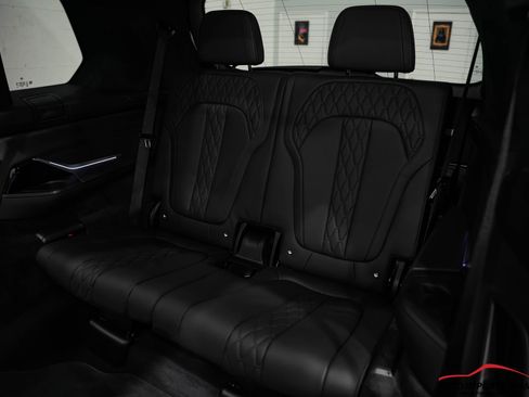 Used 2024 BMW X7 xDrive40i w/ M Sport Package image 61