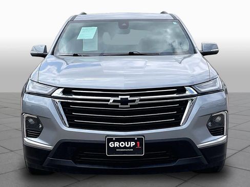 Used 2023 Chevrolet Traverse LT FWD image 4