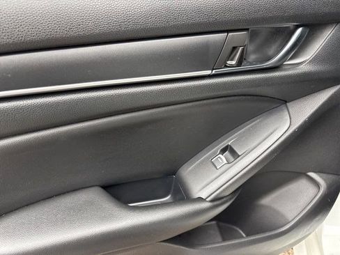 Used 2022 Honda Accord Sport image 31