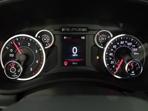 New 2026 RAM 3500 Big Horn AWD/4WD image 11