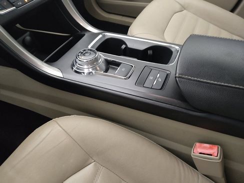 Used 2018 Ford Fusion SE w/ Equipment Group 602A image 26