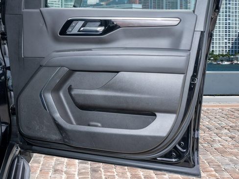 Used 2025 Chevrolet Tahoe LT image 14