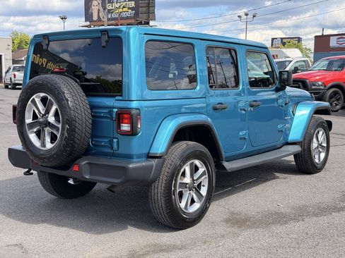 Used 2019 Jeep Wrangler Unlimited Sahara w/ Uconnect 4C Nav & Sound Group AWD/4WD image 7