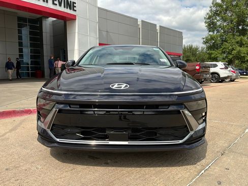 Used 2025 Hyundai Sonata SEL FWD image 3