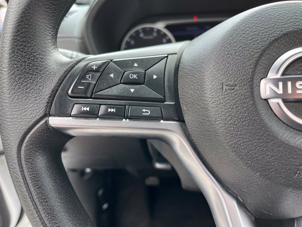 Used 2025 Nissan Sentra SV FWD image 20