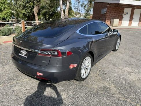 Used 2018 Tesla Model S 75D AWD/4WD image 17