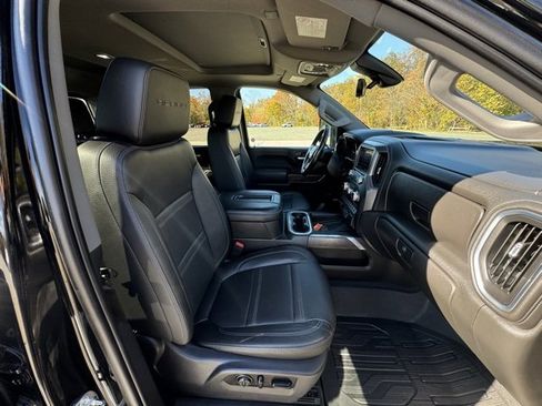 Used 2021 GMC Sierra 2500 Denali w/ Denali Ultimate Package image 11