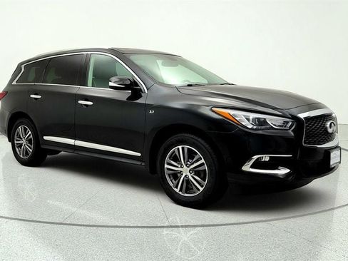 Used 2018 INFINITI QX60 Luxe w/ Premium Plus Package AWD/4WD image 3