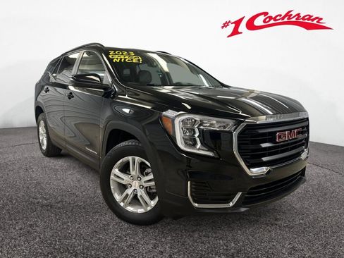 Certified 2023 GMC Terrain SLE w/ Driver Convenience Package AWD/4WD image 1