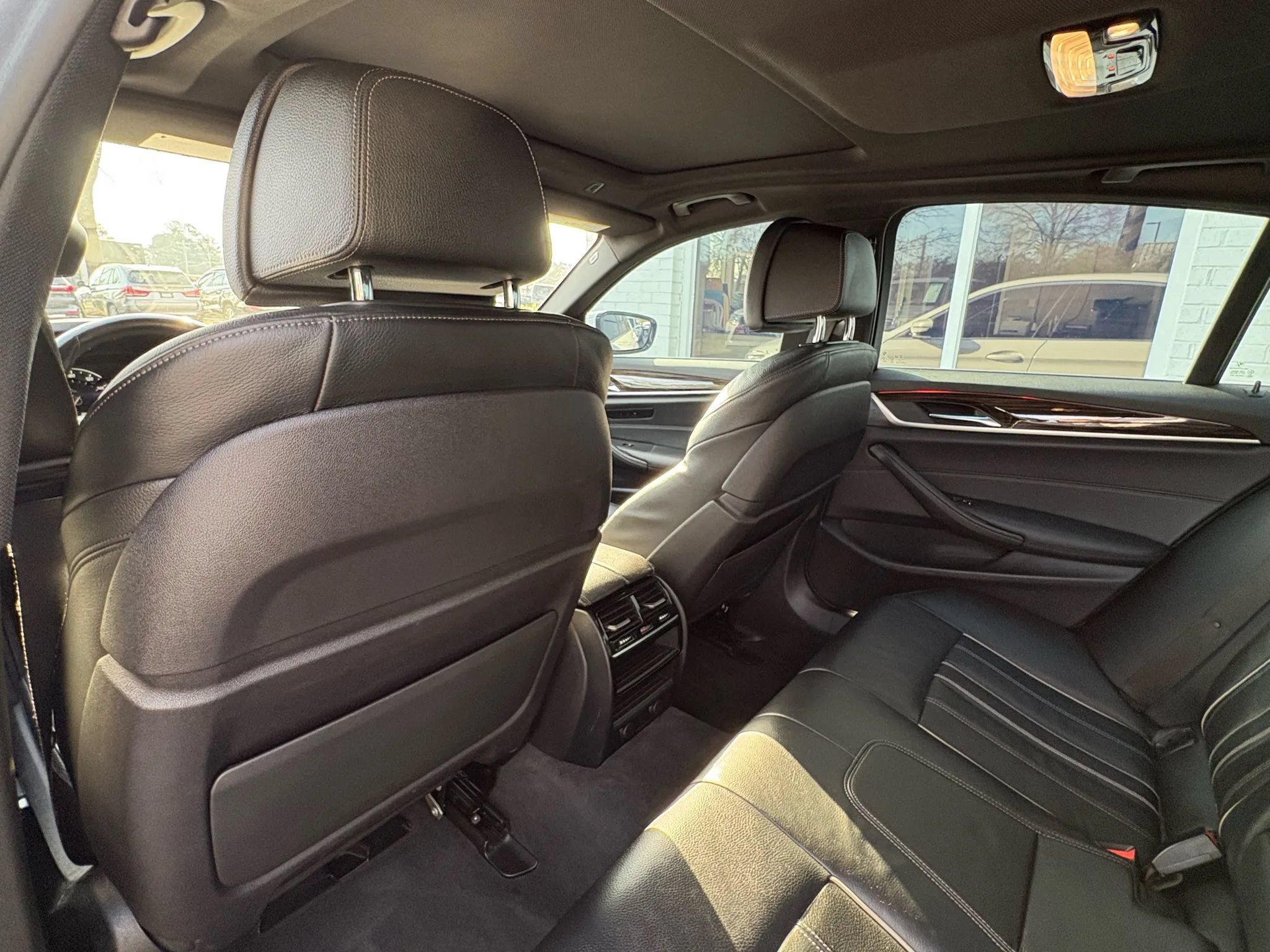 Used 2019 BMW 540i xDrive AWD/4WD image 21