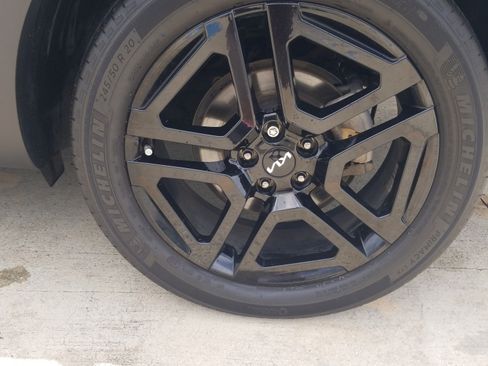 Used 2024 Kia Telluride EX X-Line AWD/4WD image 22