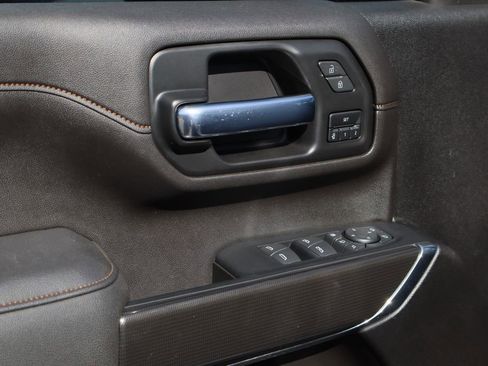 Used 2022 GMC Sierra 2500 AT4 w/ AT4 Premium Plus Package image 20