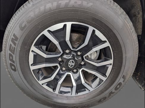 Used 2023 Toyota Tacoma TRD Sport w/ Advanced Technology Package AWD/4WD image 22