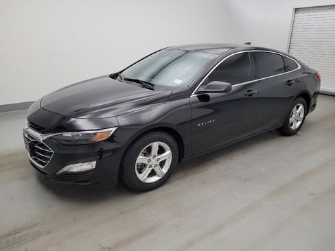 Used 2023 Chevrolet Malibu LS FWD image 2