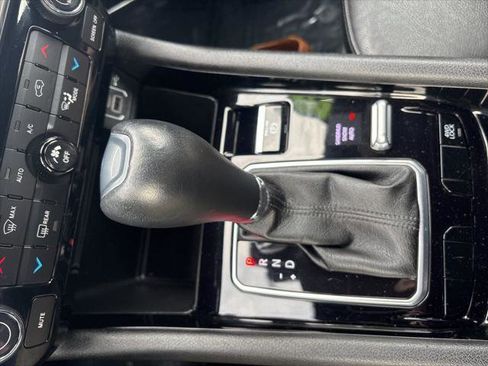 Certified 2023 Jeep Compass Limited image 14