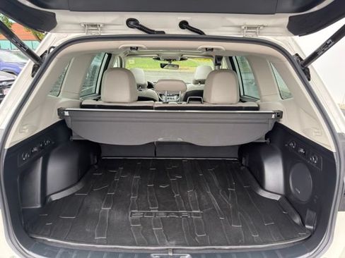 Used 2023 Subaru Forester Limited AWD/4WD image 26