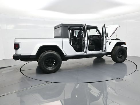 Used 2023 Jeep Gladiator Mojave w/ Trailer Tow Package image 42