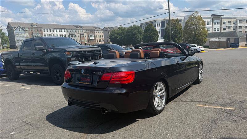Used 2011 BMW 335i Convertible RWD image 10