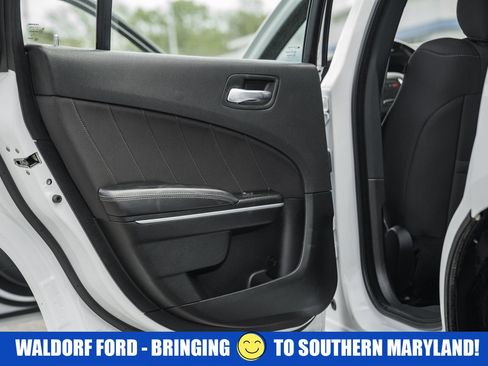 Used 2023 Dodge Charger SXT image 33