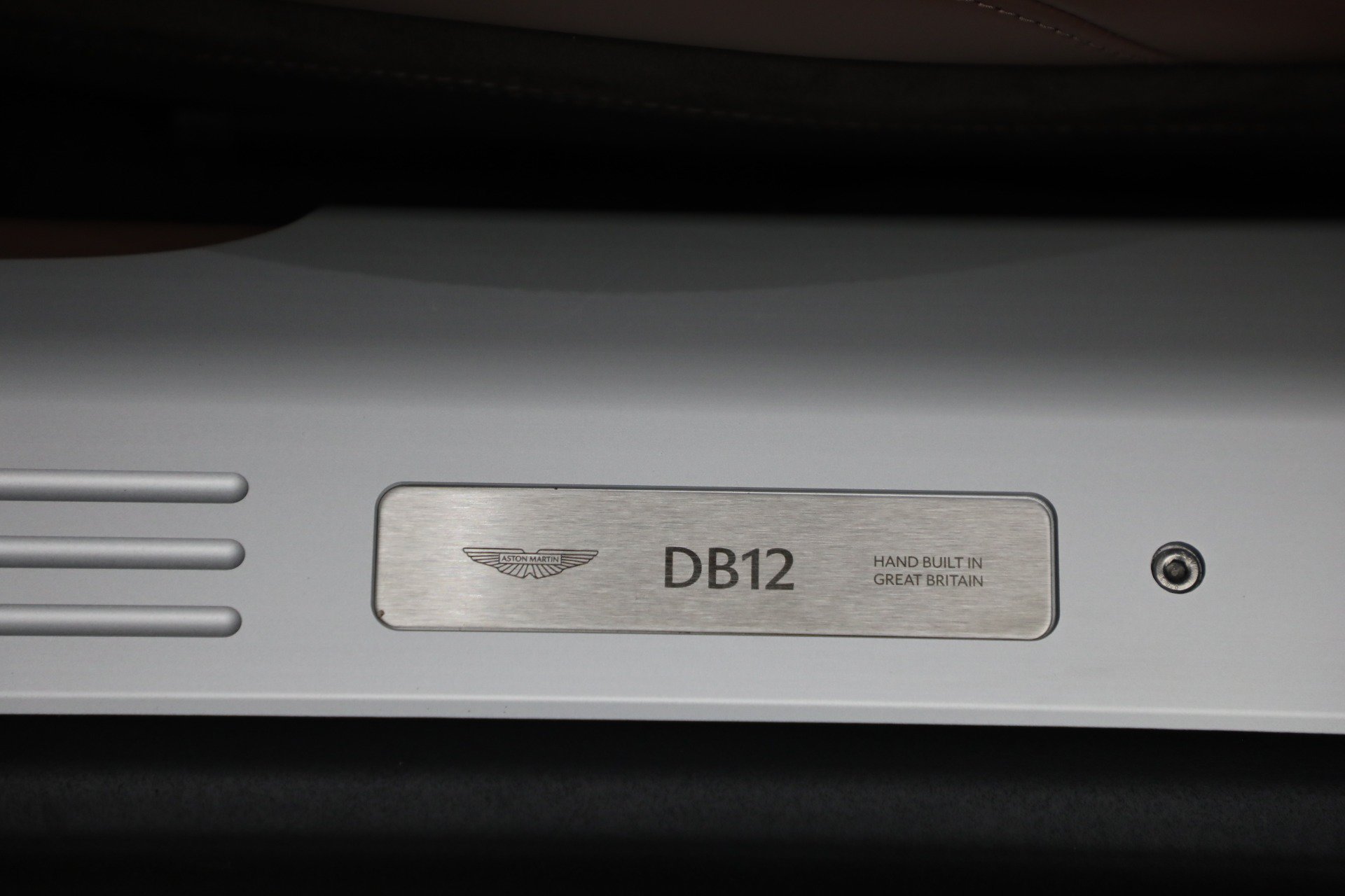 Used 2025 Aston Martin DB12 Coupe RWD image 22