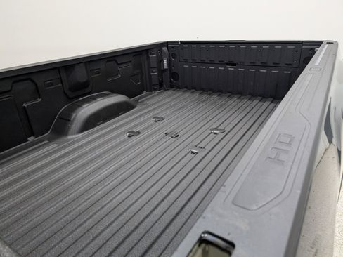 Used 2025 GMC Sierra 2500 AT4 w/ AT4 Premium Plus Package AWD/4WD image 10