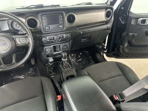 Used 2020 Jeep Wrangler Unlimited Sport AWD/4WD image 19