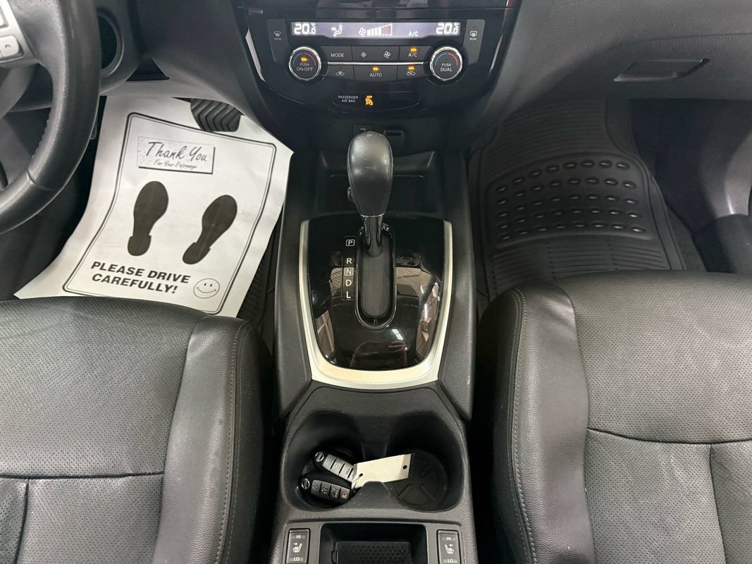 Used 2016 Nissan Rogue SL AWD/4WD image 22