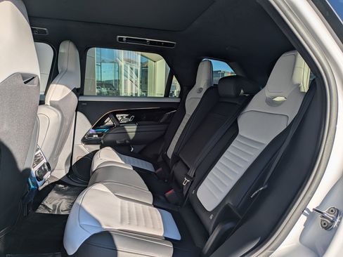 New 2026 Land Rover Range Rover Sport SV image 18