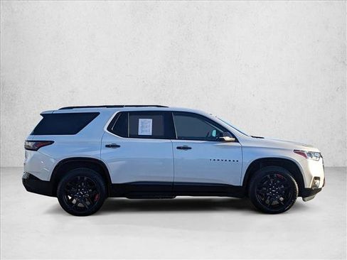Used 2021 Chevrolet Traverse Premier w/ Redline Edition image 4