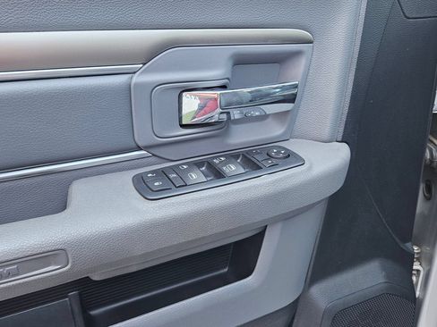 Used 2016 RAM 1500 Big Horn AWD/4WD image 18