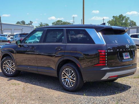 New 2026 Hyundai Palisade SE FWD image 2