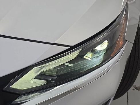 Certified 2024 Nissan Altima 2.5 SV FWD image 29