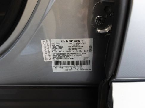 Used 2023 Lincoln Aviator AWD image 40