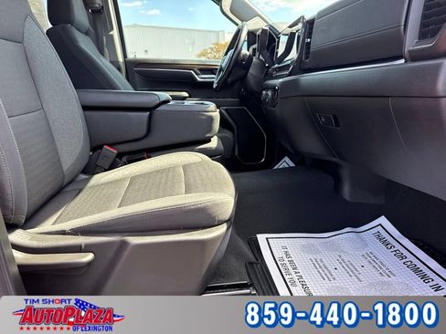 Used 2024 Chevrolet Silverado 1500 LT AWD/4WD image 40