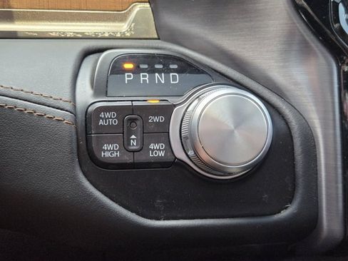 Used 2022 RAM 1500 Limited AWD/4WD image 35