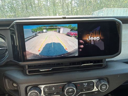 Used 2025 Jeep Wrangler Unlimited Sport S 4xe AWD/4WD image 34