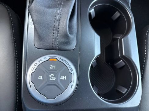 New 2026 Ford Bronco Outer Banks AWD/4WD image 31