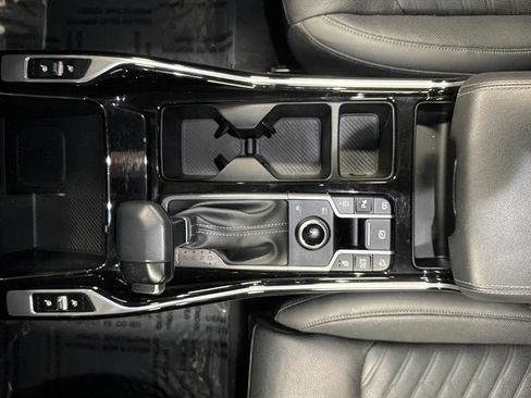 Used 2024 Kia Sorento SX Prestige image 20