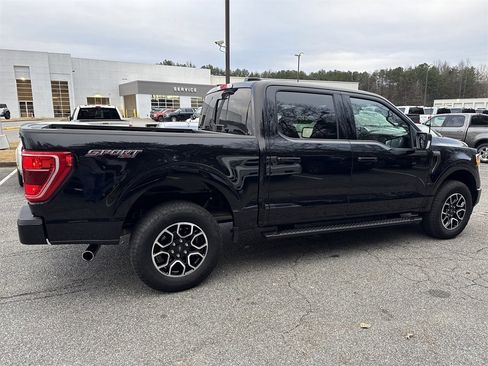 Used 2023 Ford F150 XLT w/ Equipment Group 302A High image 8