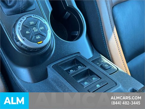 Used 2023 Ford Bronco Outer Banks image 37