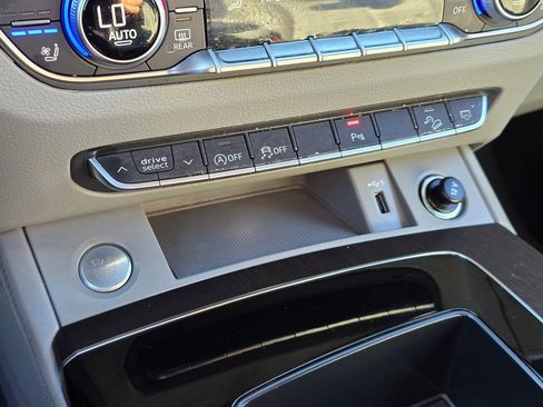 Used 2024 Audi Q5 2.0T Premium Plus image 38