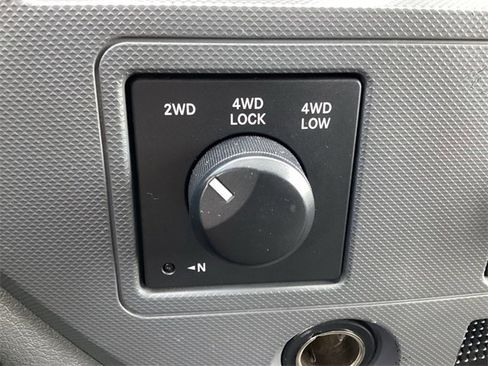 Used 2007 Dodge Ram 1500 Truck SLT image 20