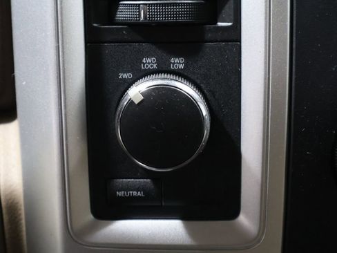 Used 2011 RAM 1500 Classic SLT image 26