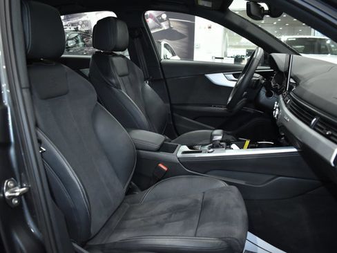 Used 2023 Audi A4 2.0T Premium Plus w/ Premium Plus Package image 32