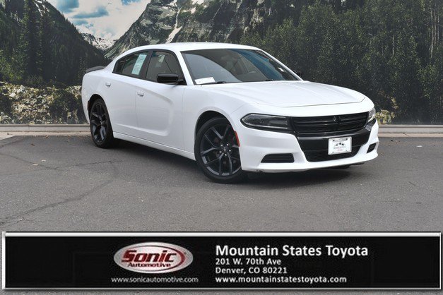Used 2020 Dodge Charger SXT w/ Blacktop Package RWD image 1